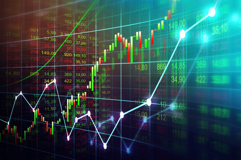 A股三大指数集体走强，创业板指大涨3.57%，a股三大指数集体收跌